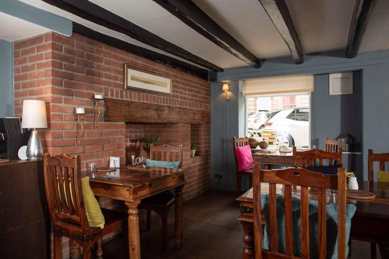 Queens Head Hotel Berwick-upon-Tweed Exterior foto